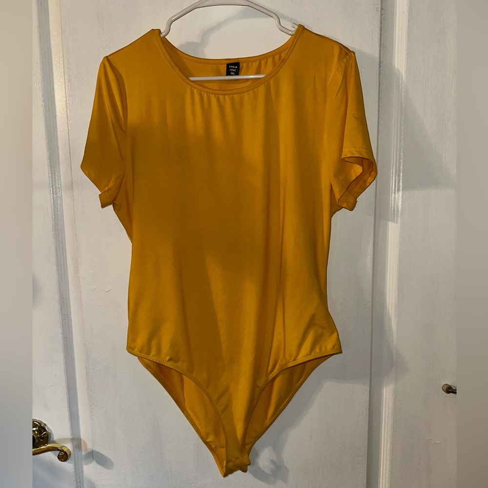 YELLOW BODYSUIT